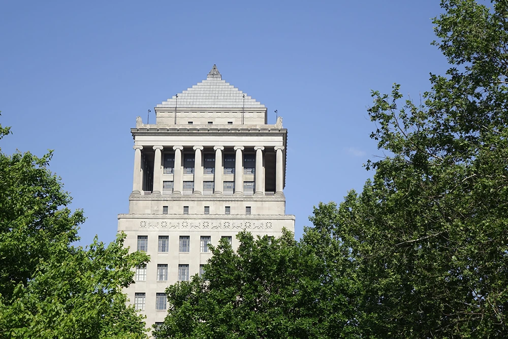 The unique architecture at the top of the St. Louis Civil Courts Building.